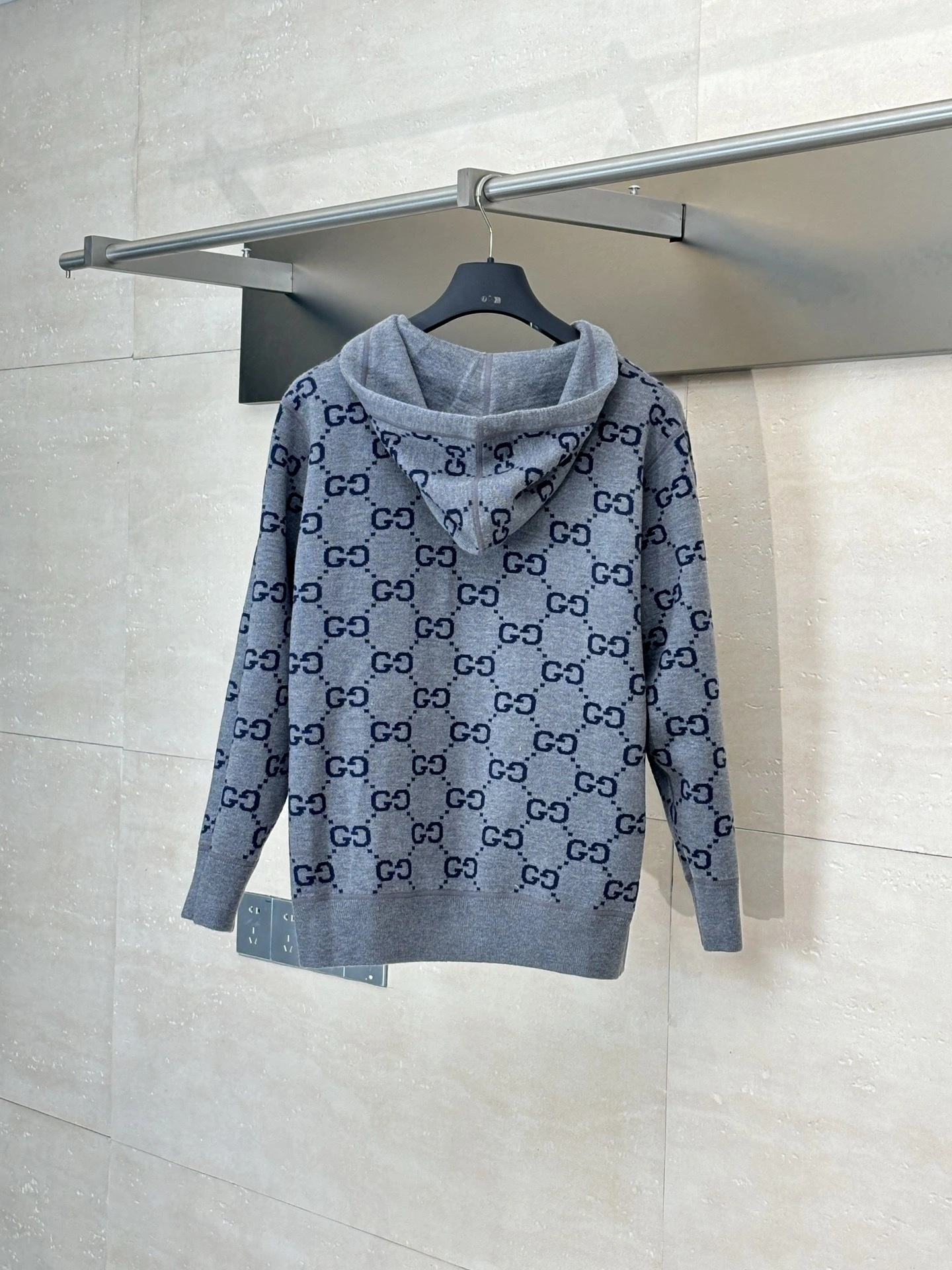 wg.luxury- 6u33i reversible wool item:E-F363F1505